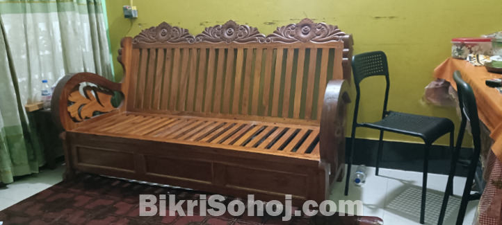 Kathal wood er 5 sit er sofa set with tee table